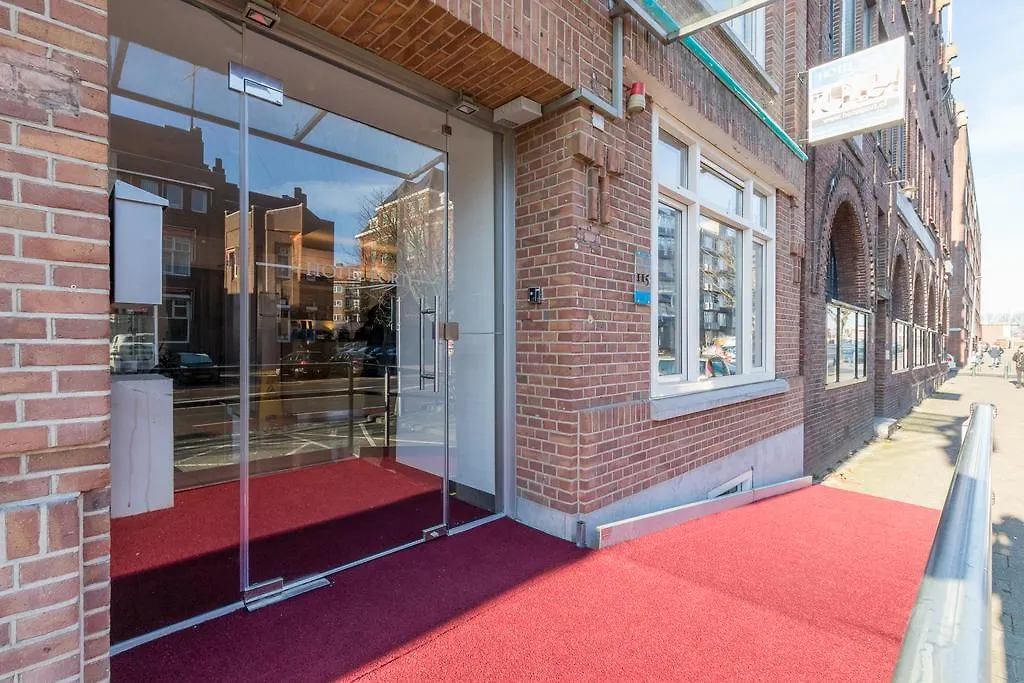 Hotel Port Rotterdam 3*,